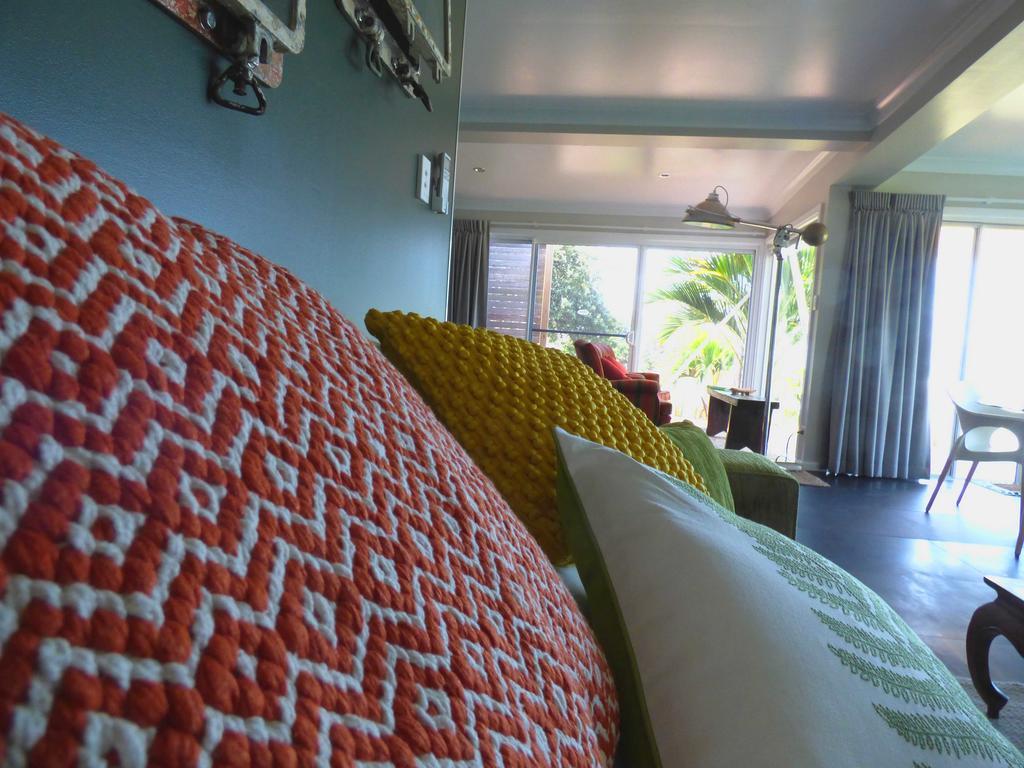 Arthouse Beachfront Accommodation Емералд Бийч Екстериор снимка