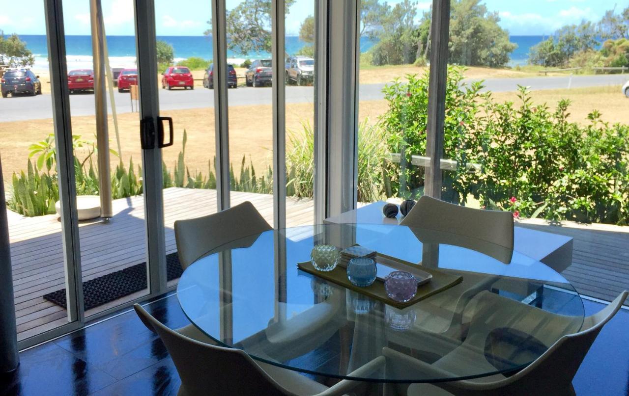 Arthouse Beachfront Accommodation Емералд Бийч Екстериор снимка